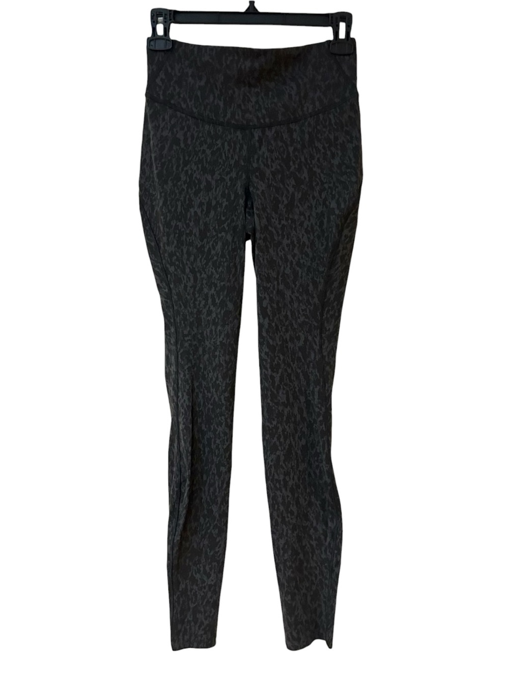 Lululemon Base Pace High-Rise 28" Running Tight Sz 6 Leopard Camo Leggings - Picture 3 of 10